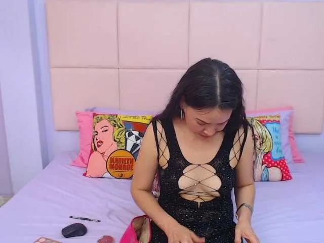 Live sex webcam photo for ScarlettPretty #276891434