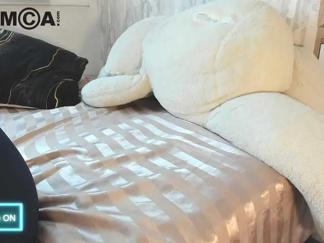 Live sex webcam photo for ScarlettSugar #292171411