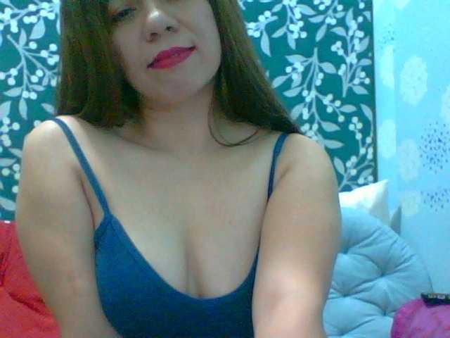 Live sex webcam photo for Scarletteb #271834548