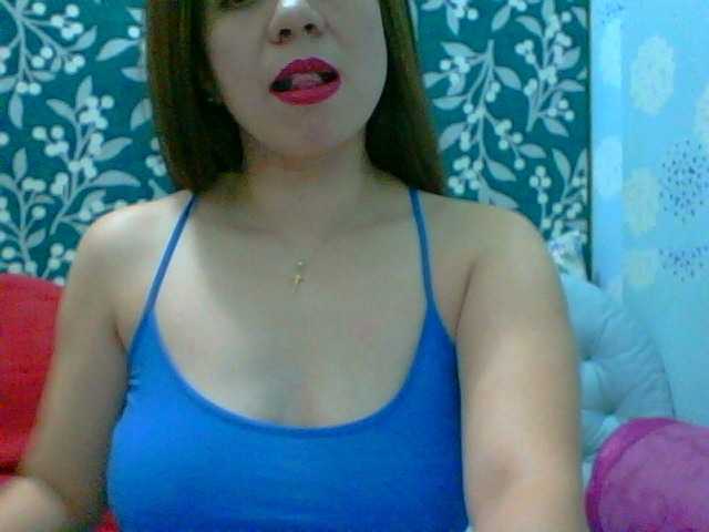 Live sex webcam photo for Scarletteb #272037391