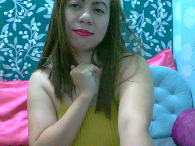 Live sex webcam photo for Scarletteb #272300895