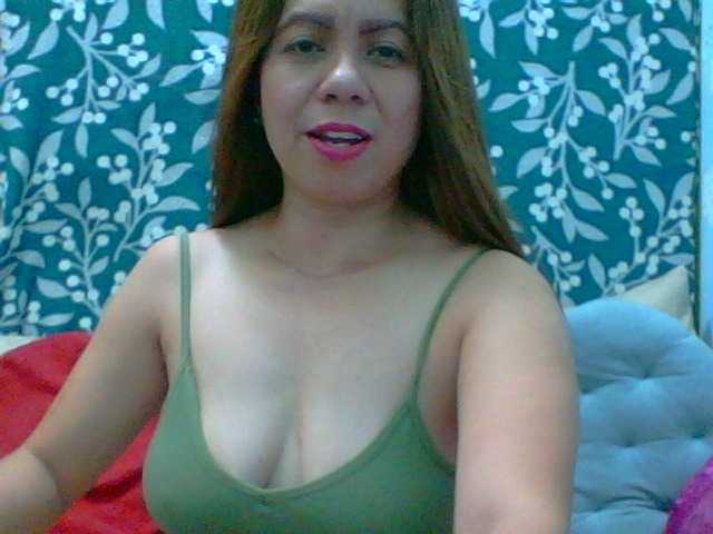 Live sex webcam photo for Scarletteb #274026265