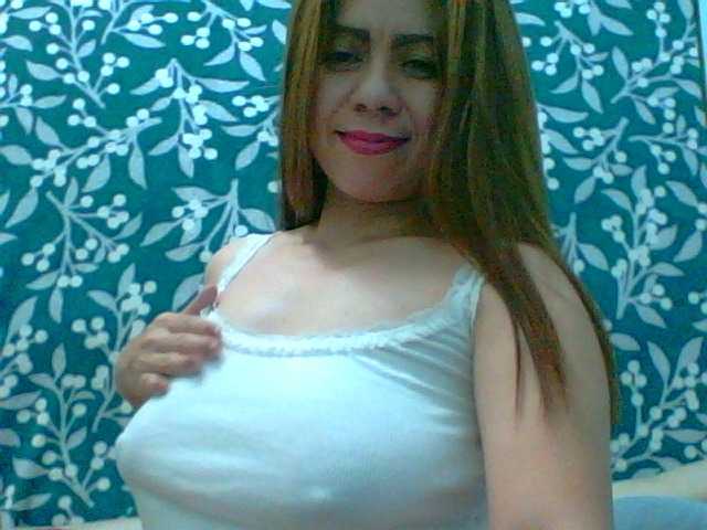 Live sex webcam photo for Scarletteb #274131022