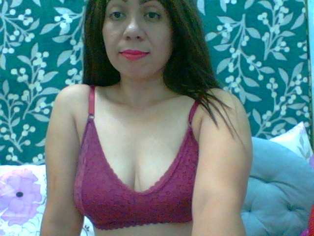 Live sex webcam photo for Scarletteb #274684889