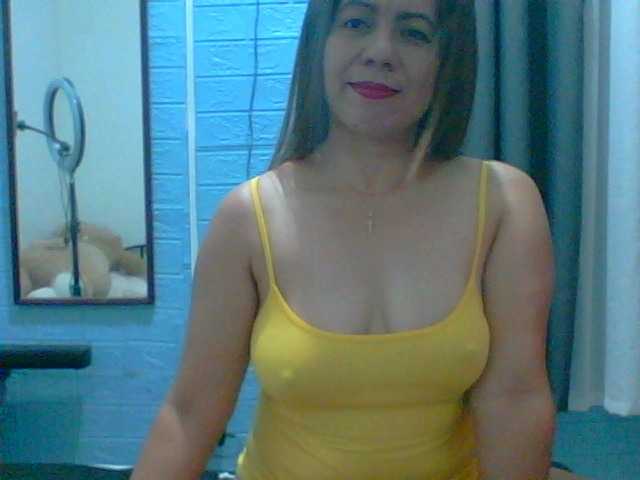 Live sex webcam photo for Scarletteb #276076306