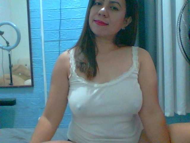 Live sex webcam photo for Scarletteb #276272870