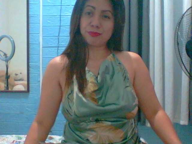 Live sex webcam photo for Scarletteb #276602512