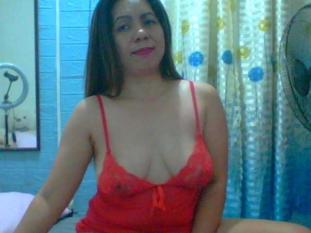 Live sex webcam photo for Scarletteb #276805886