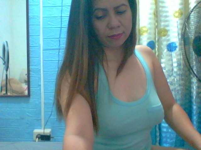 Live sex webcam photo for Scarletteb #276854467