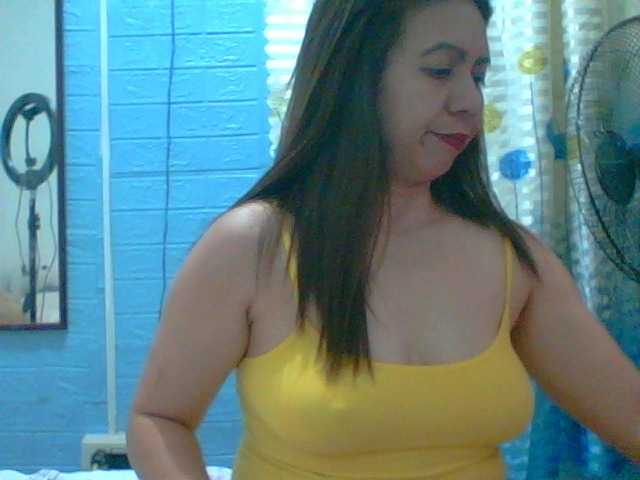 Live sex webcam photo for Scarletteb #277037005