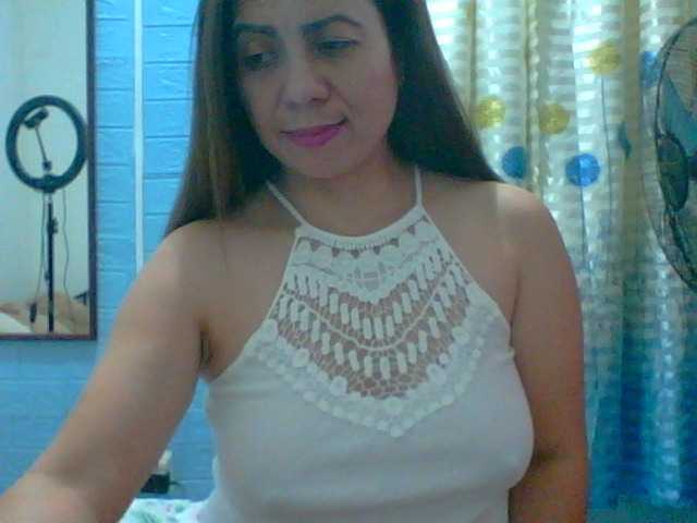 Live sex webcam photo for Scarletteb #277102115