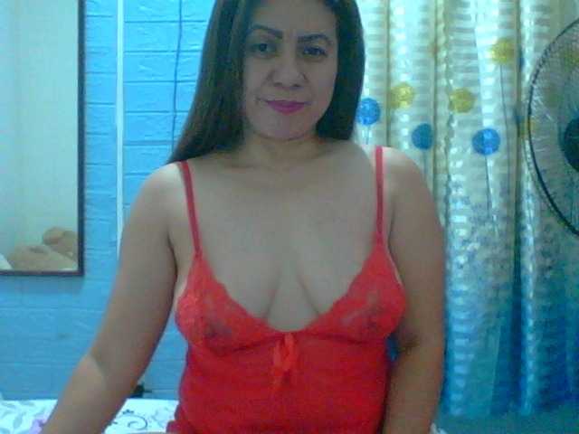 Live sex webcam photo for Scarletteb #277280657