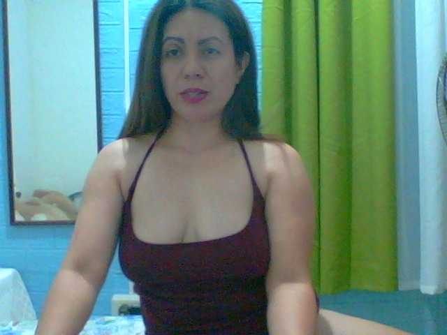 Live sex webcam photo for Scarletteb #277505427