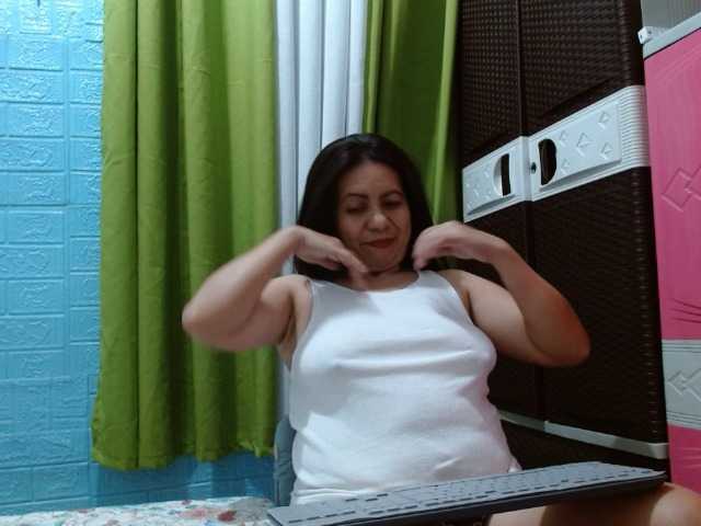 Live sex webcam photo for Scarletteb #290338075