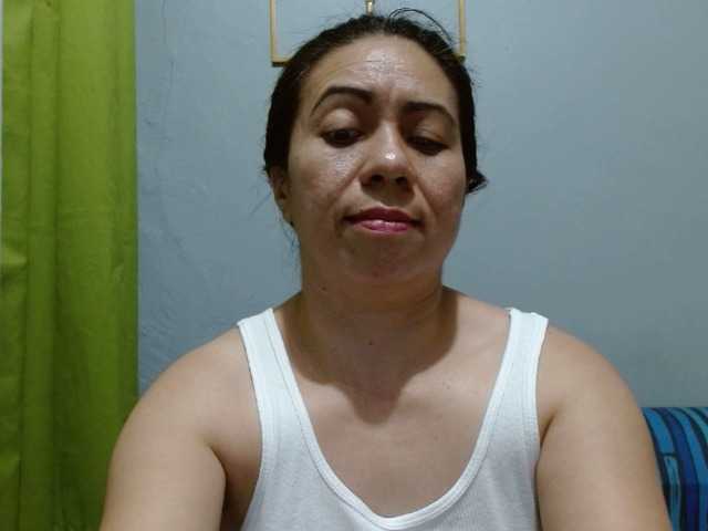 Live sex webcam photo for Scarletteb #290917531