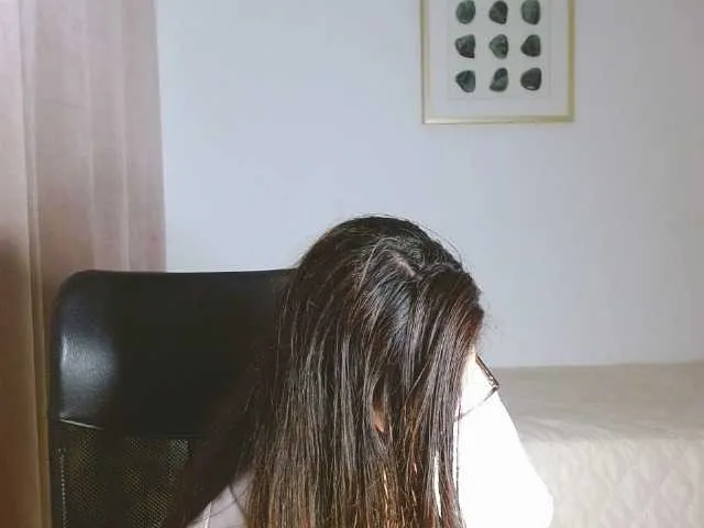 Live sex webcam photo for Scarrlettt #273864331