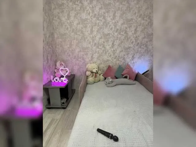 Live sex webcam photo for SeXXyMagic #291821879