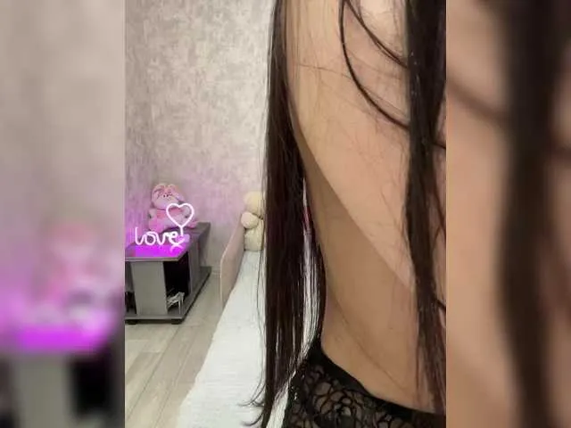 Live sex webcam photo for SeXXyMagic #291958882