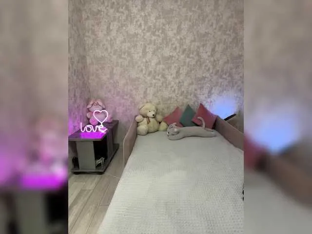 Live sex webcam photo for SeXXyMagic #292017371