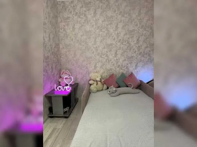 Live sex webcam photo for SeXXyMagic #292057294