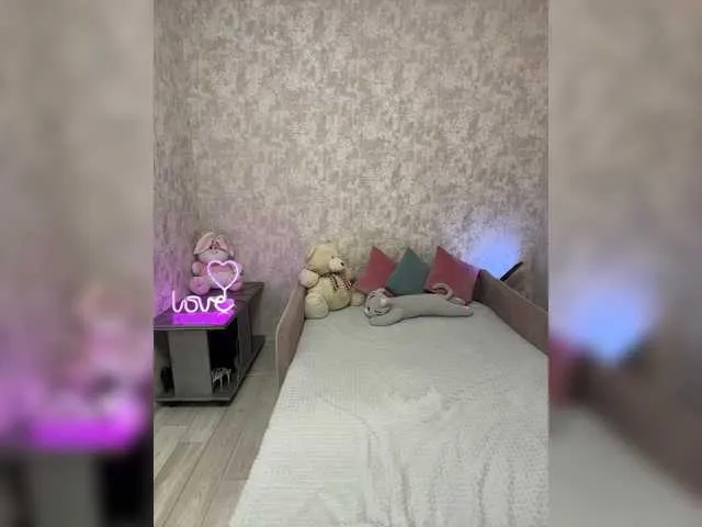 Live sex webcam photo for SeXXyMagic #292258747