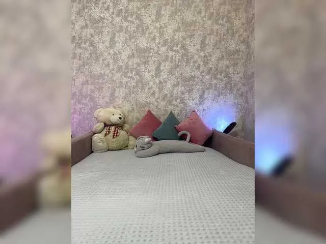 Live sex webcam photo for SeXXyMagic #292337088