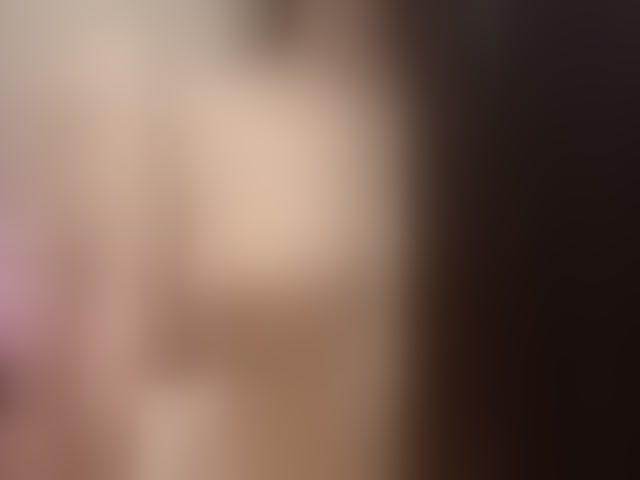 Live sex webcam photo for SeXXyMagic #294219833
