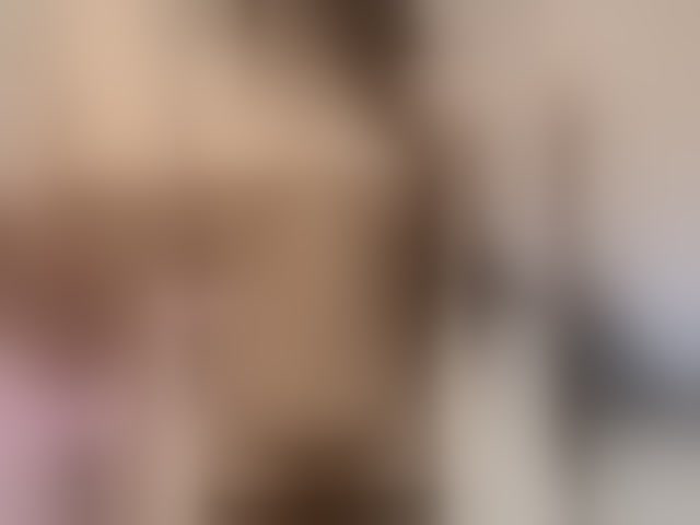 Live sex webcam photo for SeXXyMagic #294270972