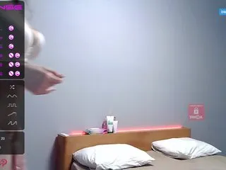 Live sex webcam photo for Secret-Girl #222829894