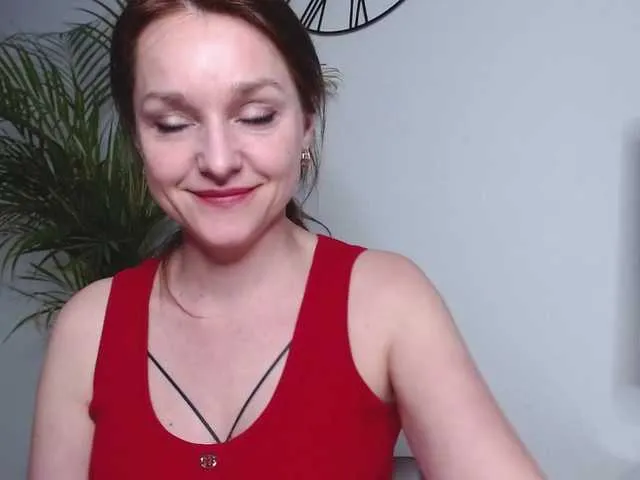Live sex webcam photo for SecretAlicia #290751837