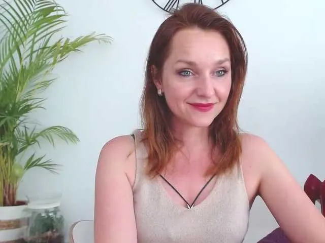 Live sex webcam photo for SecretAlicia #291014332