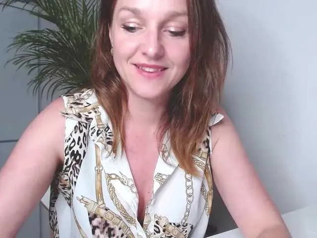 Live sex webcam photo for SecretAlicia #291085409