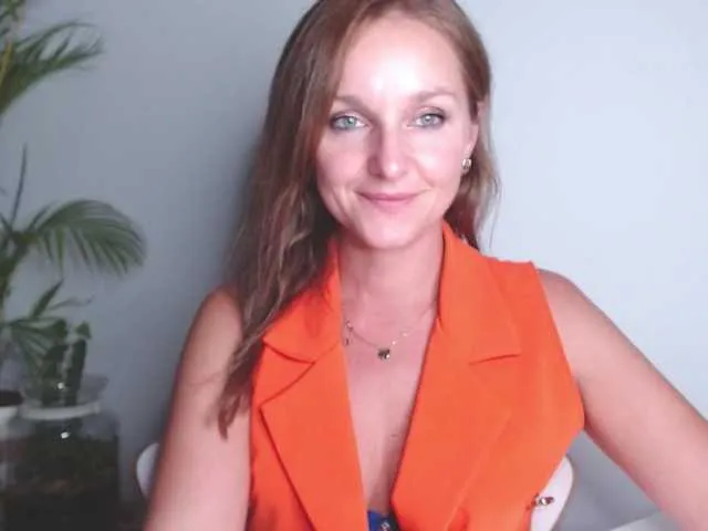 Live sex webcam photo for SecretAlicia #291792440