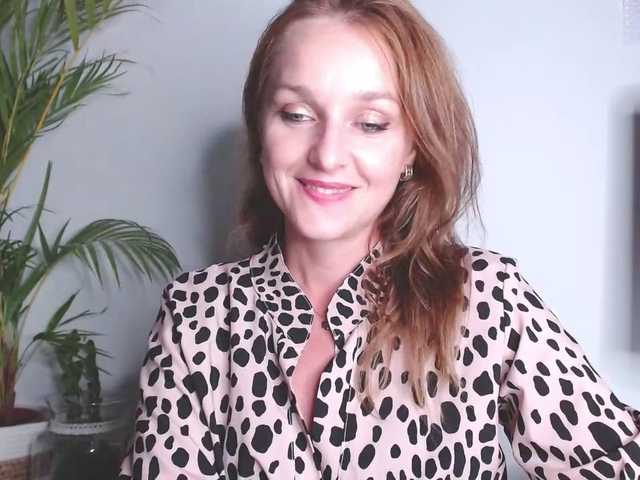 Live sex webcam photo for SecretAlicia #291880807