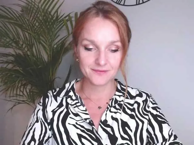 Live sex webcam photo for SecretAlicia #291968427