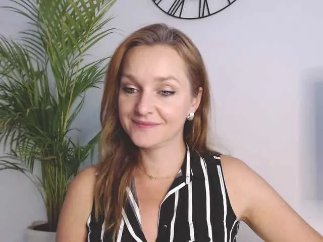 Live sex webcam photo for SecretAlicia #292168850