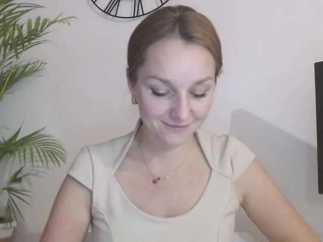 Live sex webcam photo for SecretAlicia #292342540