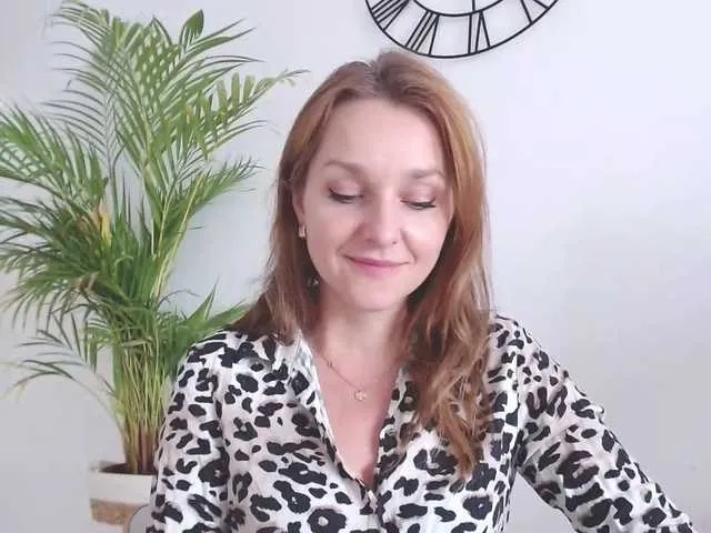 Live sex webcam photo for SecretAlicia #292454405