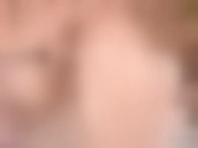 Live sex webcam photo for SeductiveSiren #293343999
