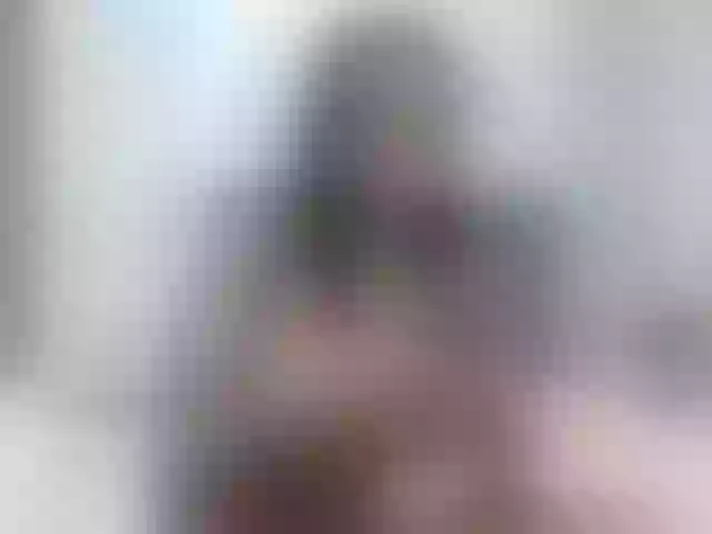 Live sex webcam photo for SeeyaNy #272996097