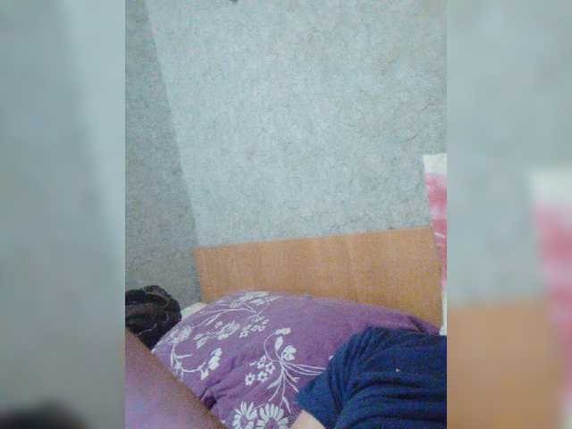 Live sex webcam photo for Seksi19101 #274306730
