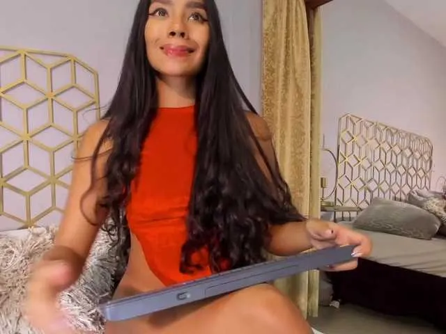 Live sex webcam photo for SelenaAbatti #272903805