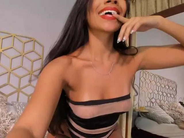 Live sex webcam photo for SelenaAbatti #272976377
