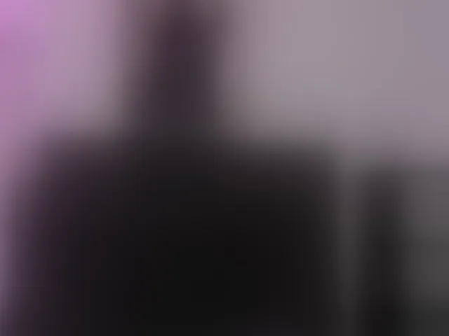 Live sex webcam photo for SelenaFox7 #292406730