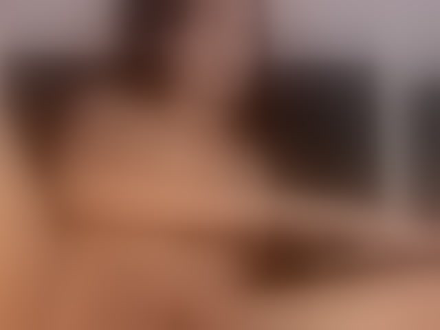 Live sex webcam photo for SelenaFox7 #292594479