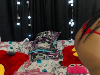 Live sex webcam photo for SelenaHueston #147669878