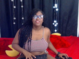 Live sex webcam photo for SelenaHueston #147828997
