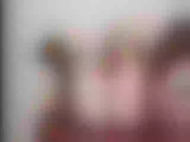 Live sex webcam photo for SelenaLewis #275596485