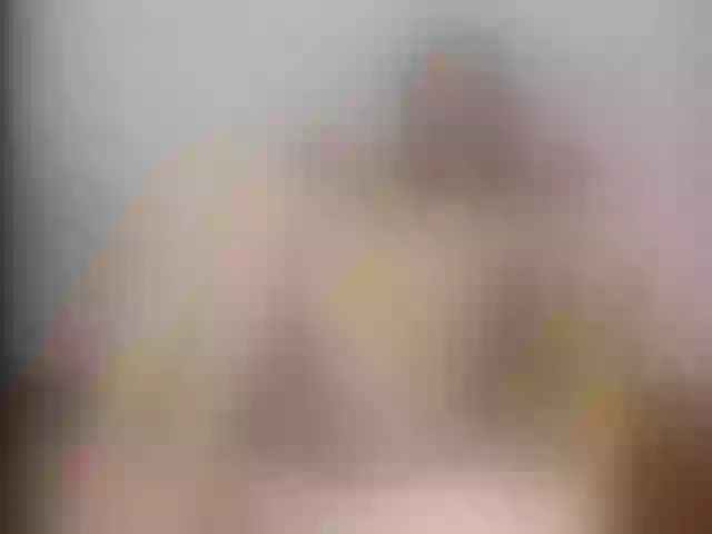 Live sex webcam photo for SelenaLewis #275697701