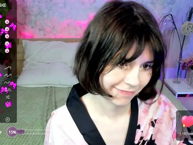 Live sex webcam photo for SelenaMiliss #276445418